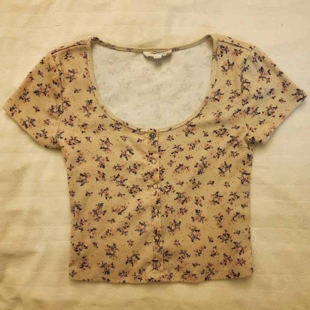 Hippie Rose Flower Button Crop Top